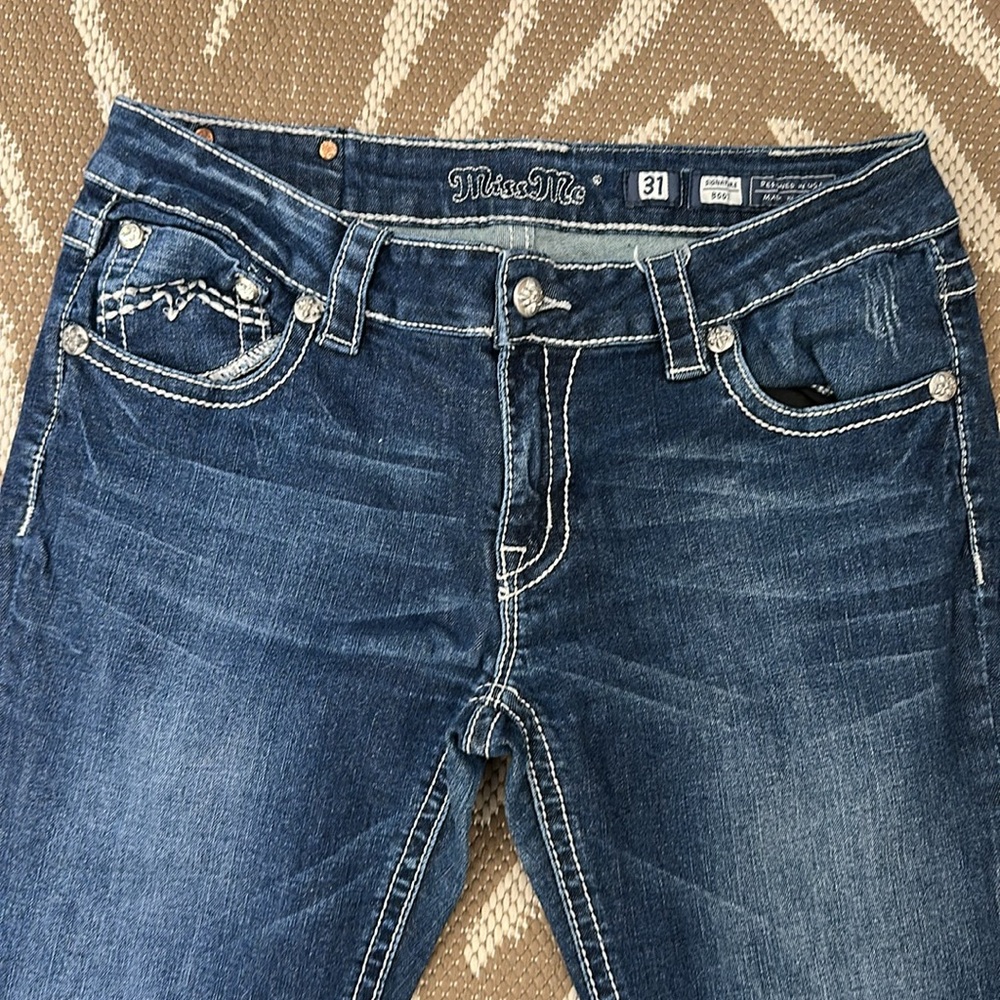 Miss Me Distressed Signature Boot Jean JM1232B Size 31 Inseam 34 Color MK 323 - Picture 14 of 17